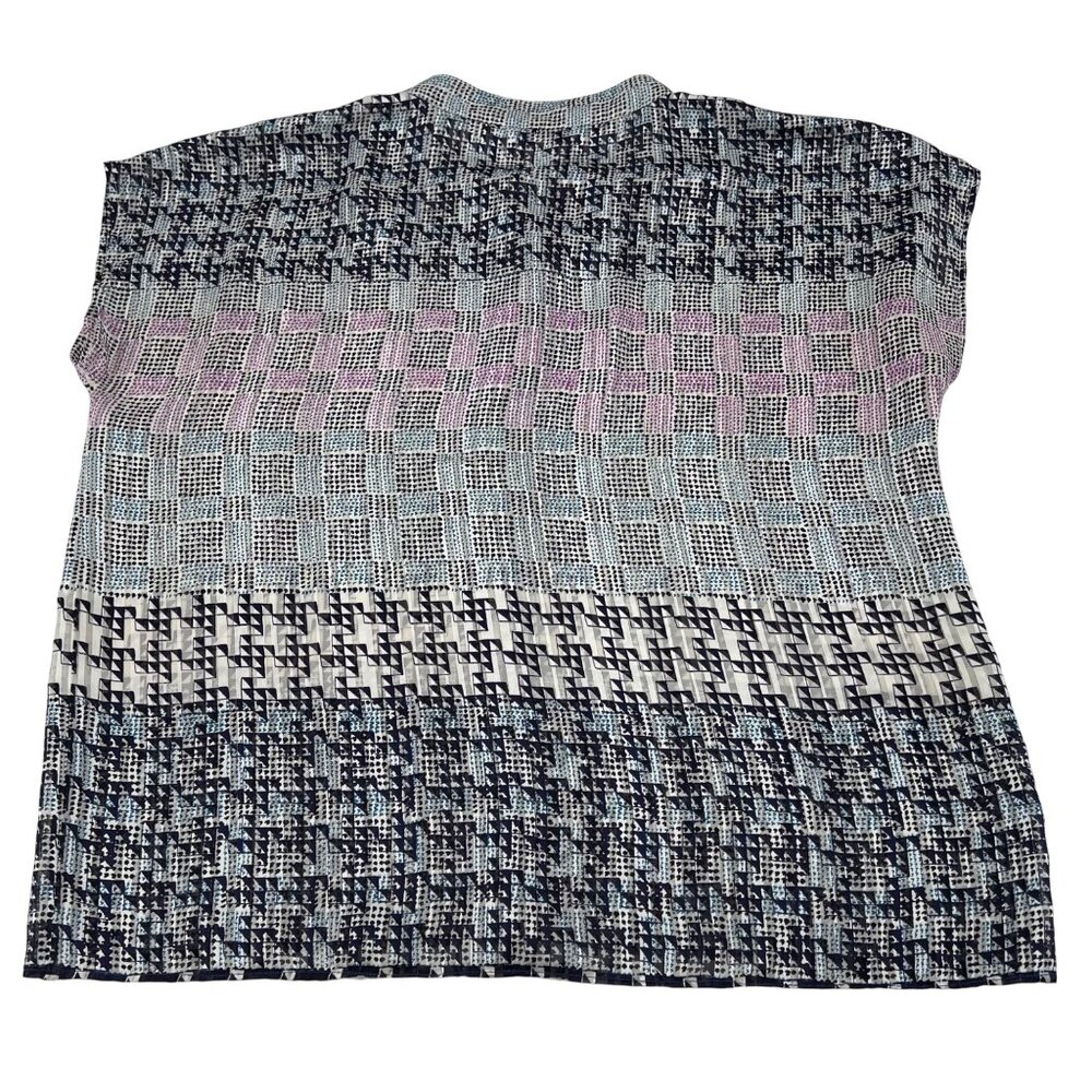 Cabi Women's Short Sleeve Patterned Blouse Size M patchwork semi sheer - Picture 4 of 4